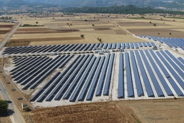 Antalya B&uuml;y&uuml;kşehir&rsquo;den &ccedil;ift&ccedil;ilere 6 yılda 403 Milyon TL&rsquo;lik enerji desteği