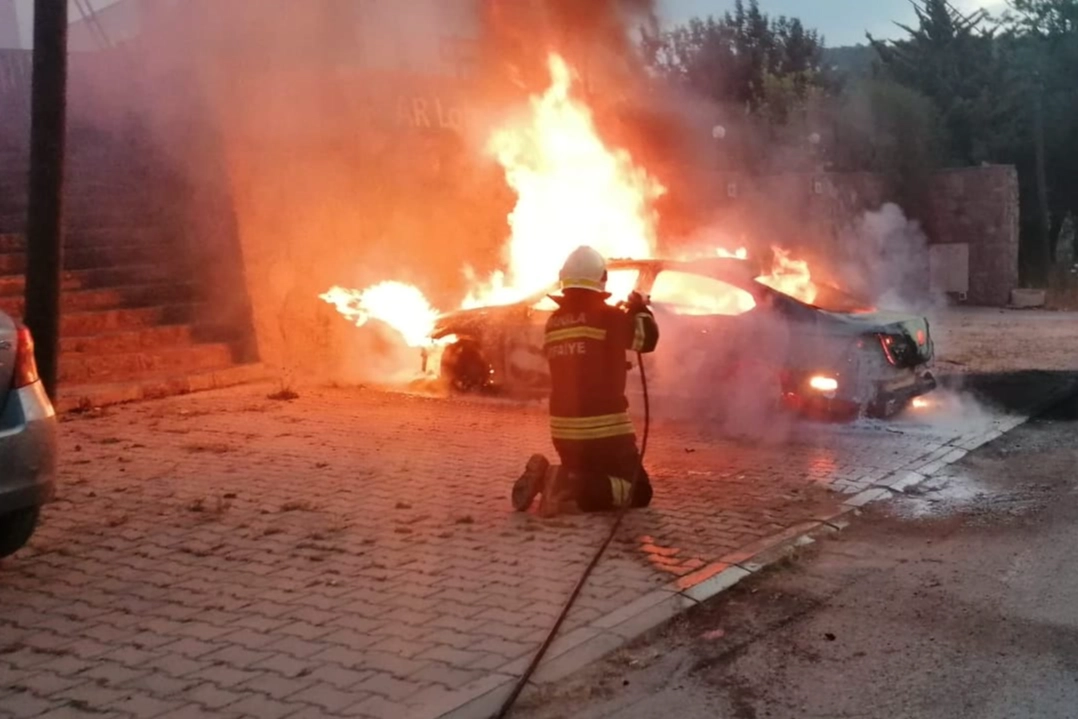 B&uuml;y&uuml;kşehir İtfaiyesi 4 bin 811 olaya m&uuml;dahale etti