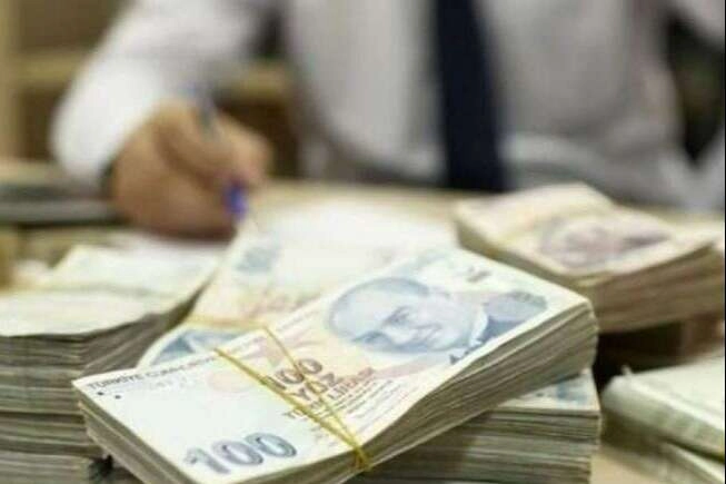 Esnaf ve sanatk&acirc;ra yılın ilk m&uuml;jdesi: Faiz oranı d&uuml;ş&uuml;r&uuml;ld&uuml;