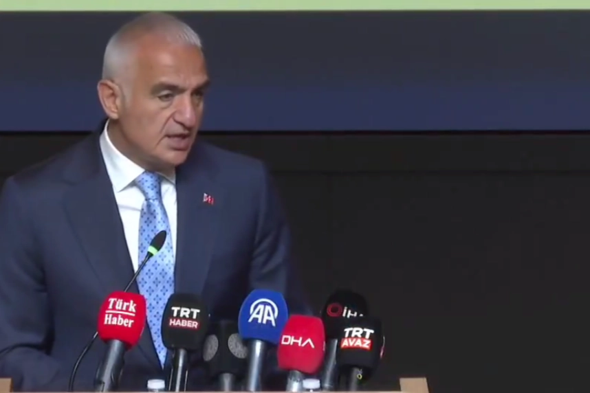 Bakan Ersoy: T&uuml;rk&ccedil;e milletin hafızası ve en g&uuml;&ccedil;l&uuml; sesidir