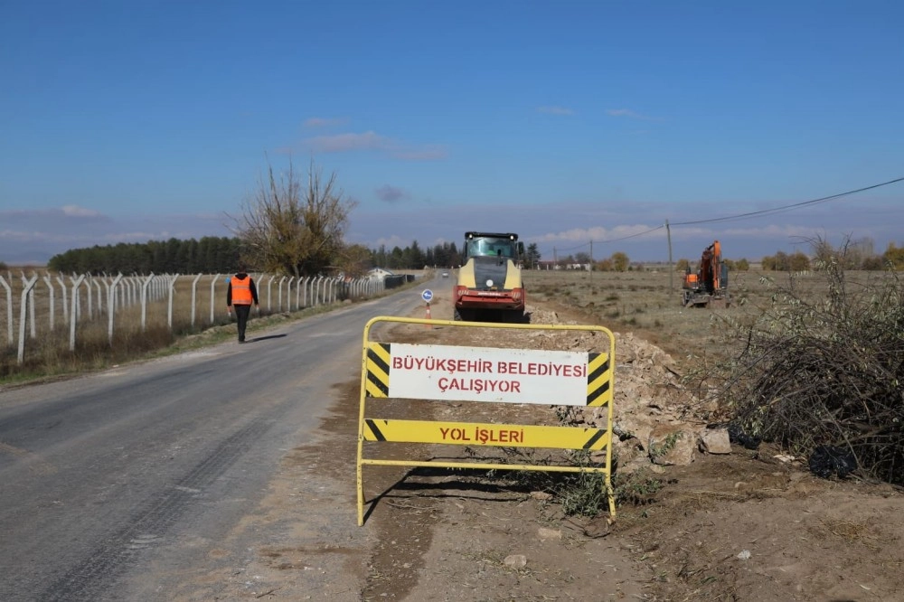 Eskişehir Büyükşehir’den Çifteler’e 30 kilometrelik yol yatırımı