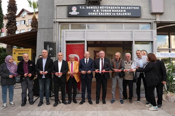 “Cumhuriyet’ten Günümüze Denizli” fotoğraf sergisi açıldı