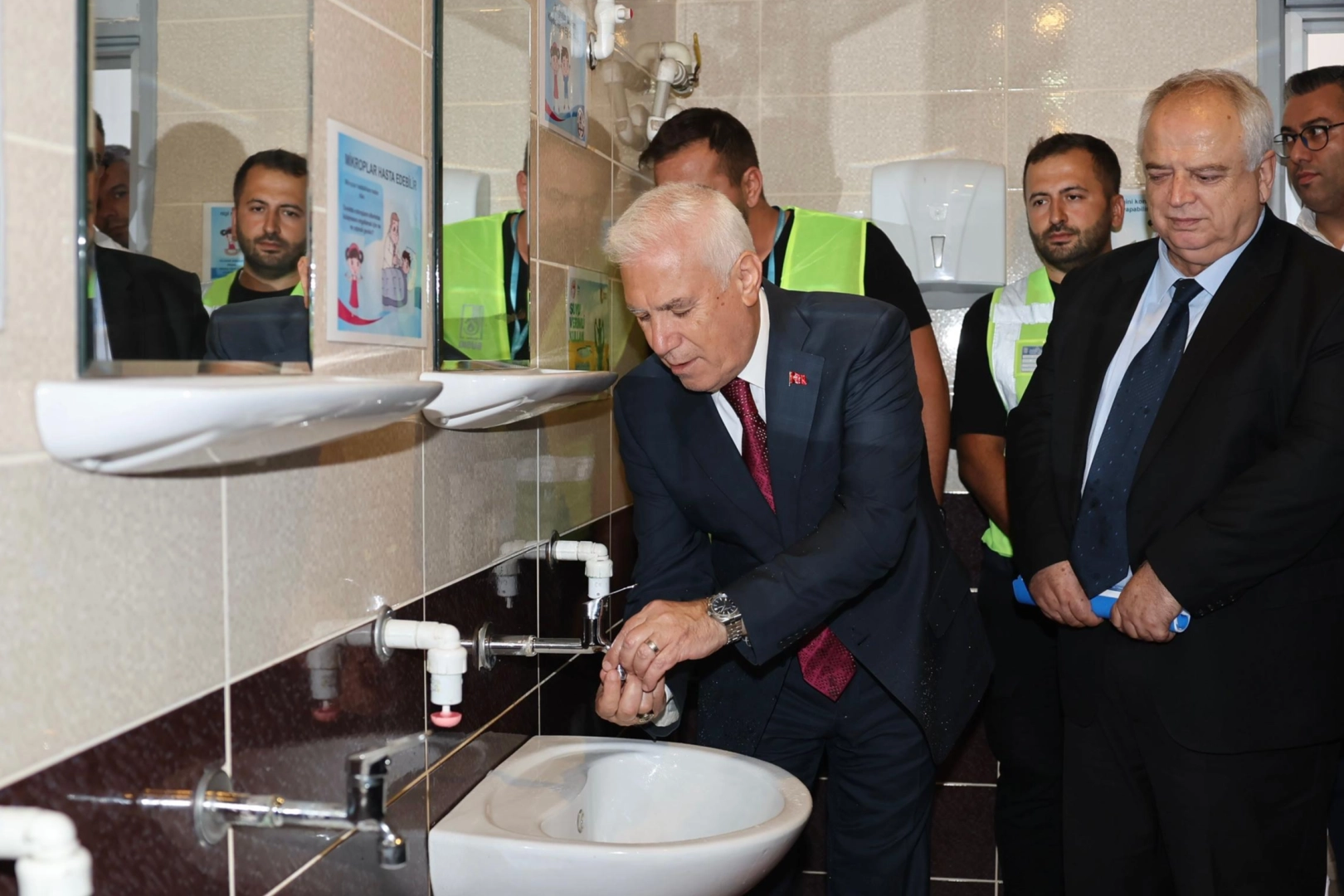 Bursa'da su tasarrufu okullardan başladı... 