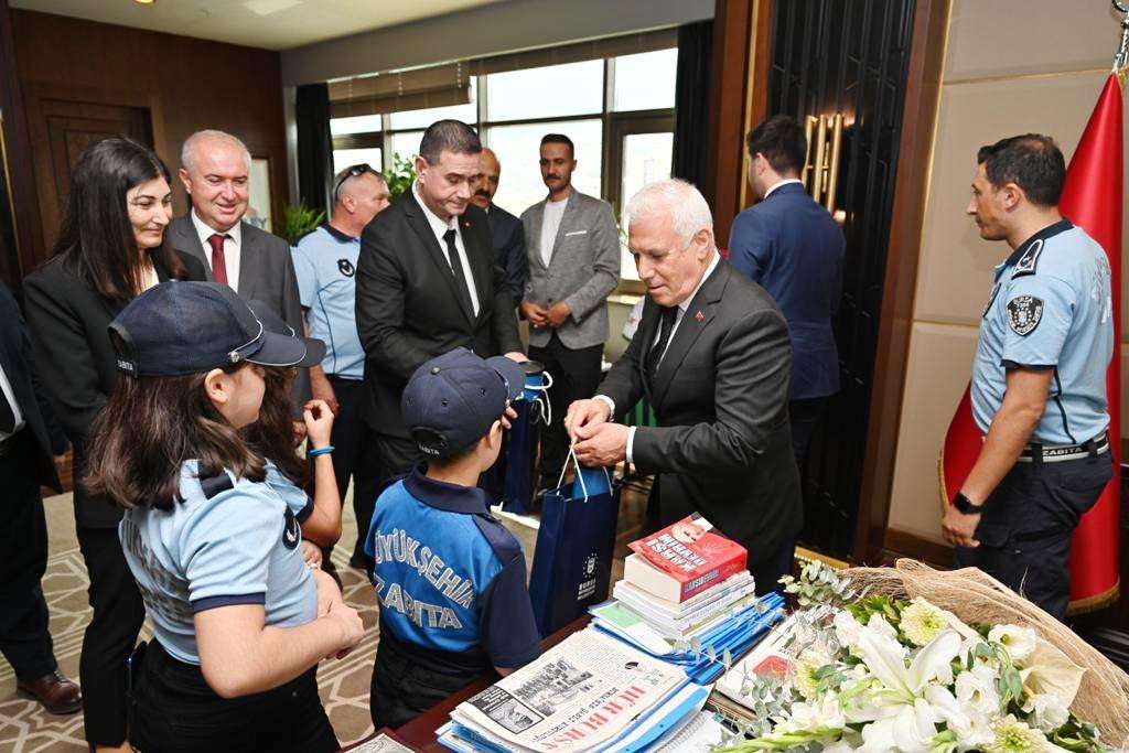 Başkan Bozbey Zabıta Teşkilatı'nın 198'nci yılını kutladı