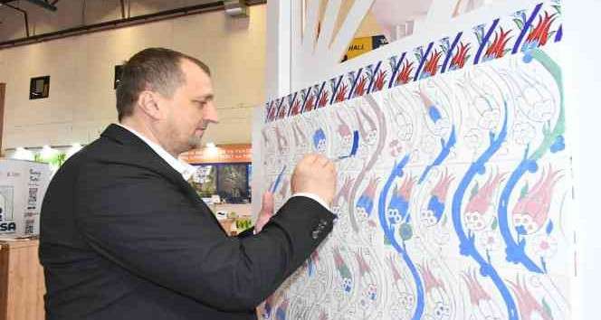 EMİTT 2022'de İznik Çinisi Workshopu 