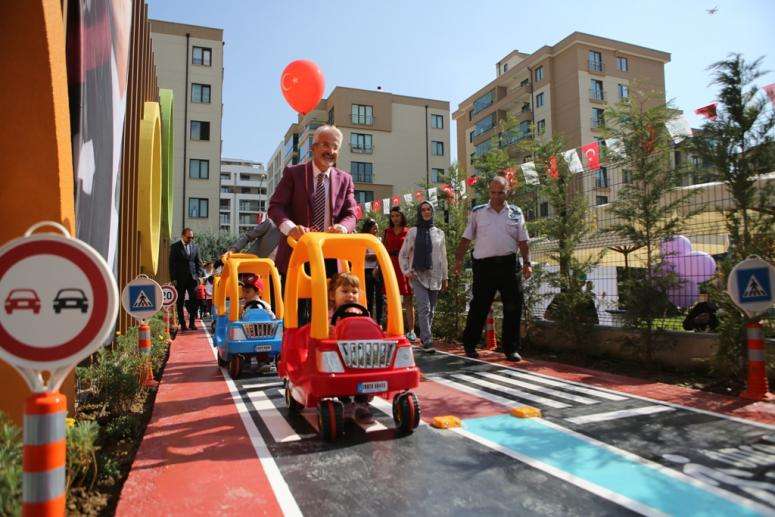 Nilüfer Belediyesi Burak Berk Kreşi hizmete açıldı