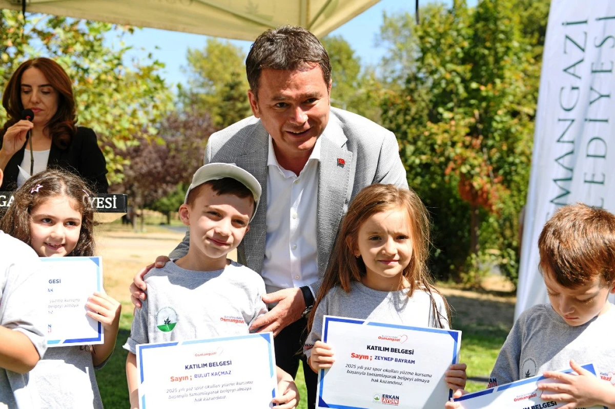 Osmangazi’de 8 Bin 24 Çocuk Yüzme Keyfi Yaşadı