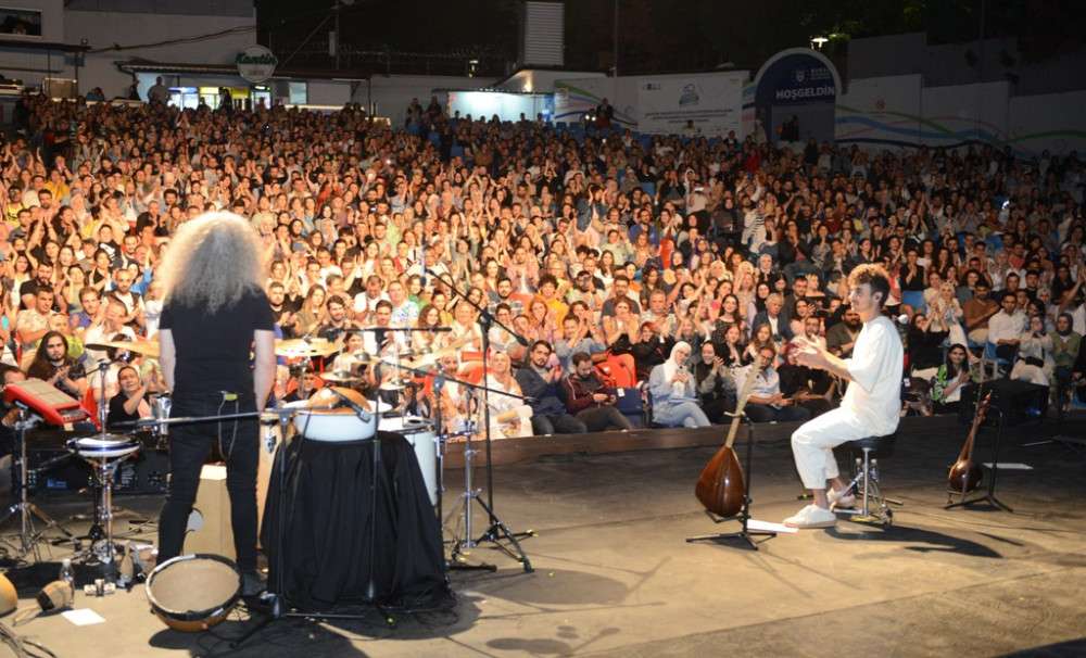 Özhan Marketler Zinciri'nden dev sanat sponsorluğu